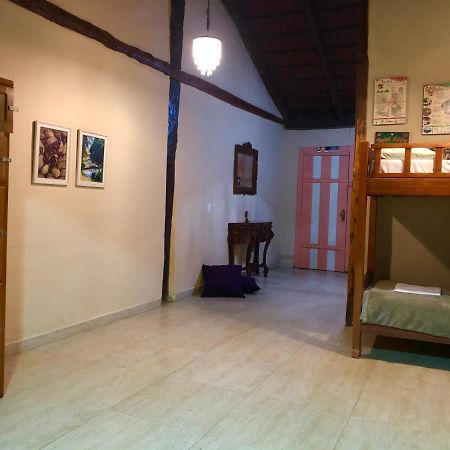 Hostel Rua Direita Пиренополис Экстерьер фото