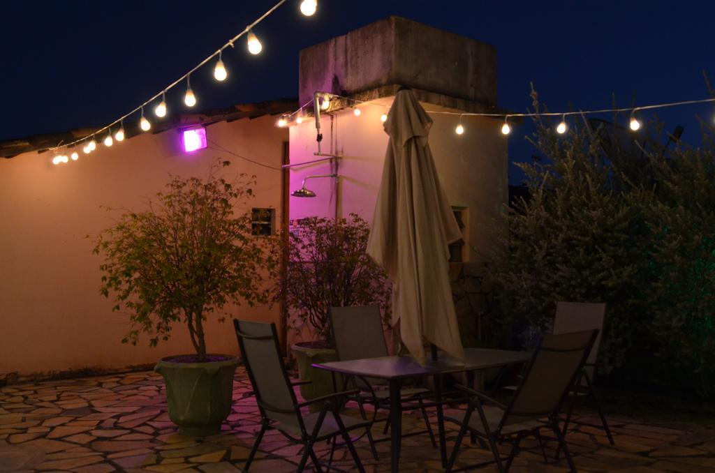 Hostel Rua Direita Пиренополис Экстерьер фото