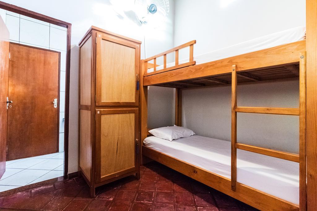 Hostel Rua Direita Пиренополис Экстерьер фото